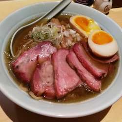 味玉入り中華そば＋チャーシューちょい増し