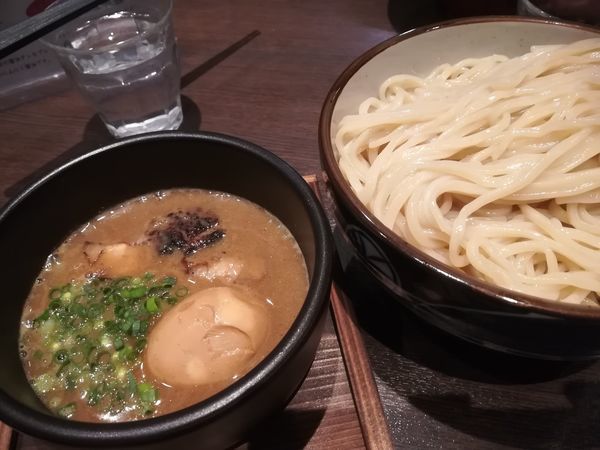 「豚骨つけ麺大盛（3玉）＋半熟玉子」@麺屋 もり田の写真
