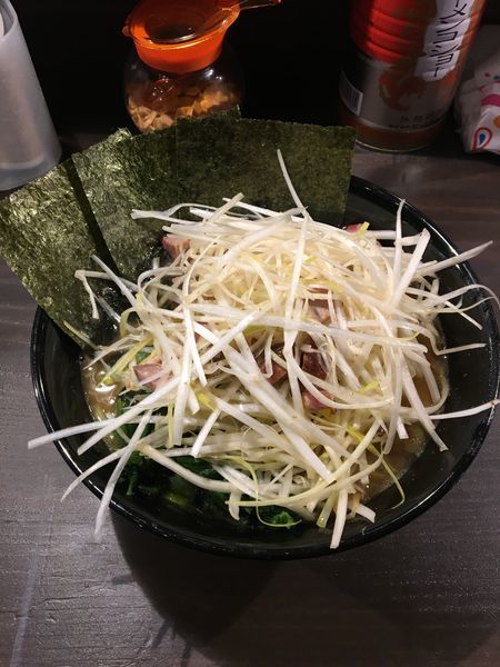 「ネギラーメン」@家系ラーメン クックらの写真