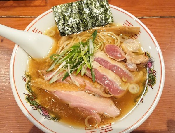 「【10周年記念限定】雉と地鶏の醤油そば＋雉の胸肉のたたき」@麺処 ほん田の写真