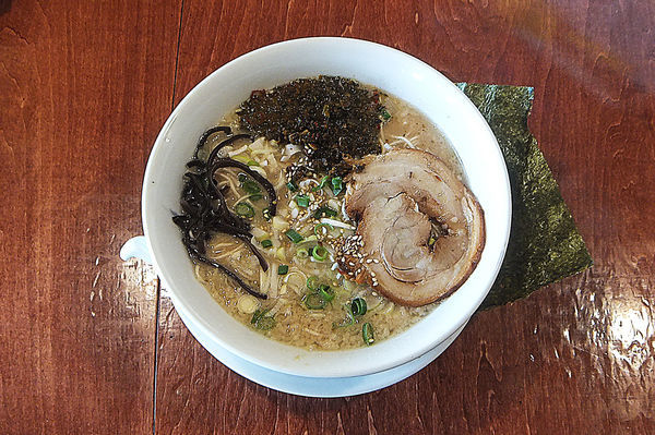 「辛豚らーめん(大盛り)」@ごとくの写真