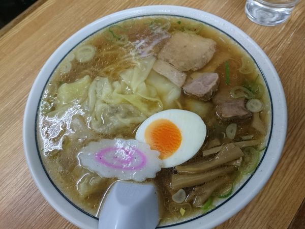 「ワンタンメン」@中華そば 富士屋 仙台店の写真