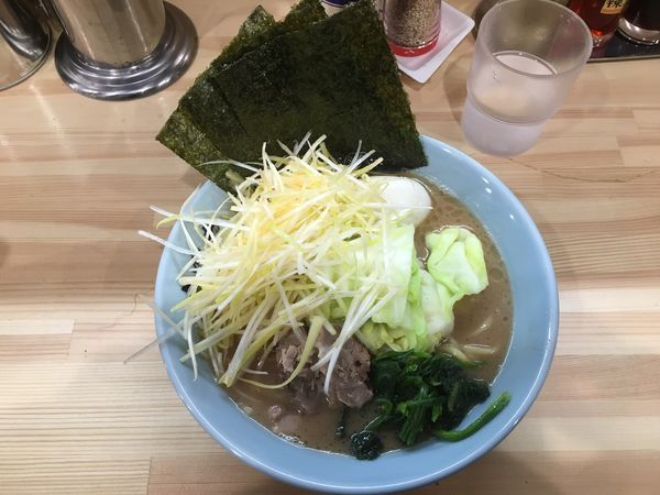 「特製ラーメン880円、ネギ150円」@横浜家系 志田家の写真