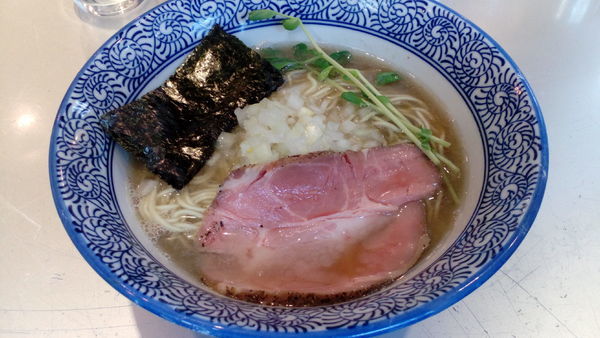 「煮干しそば（730円）」@豚骨一燈の写真