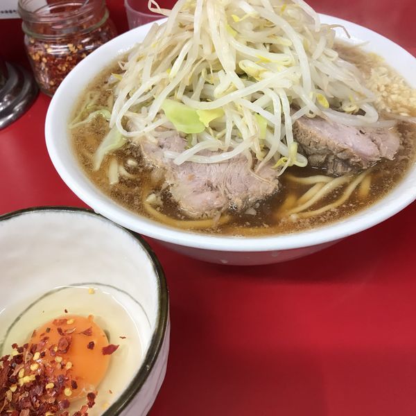 「半分　固め　脂ぬき（少なめ）　たまご　700＋50円」@ラーメン二郎 神田神保町店の写真