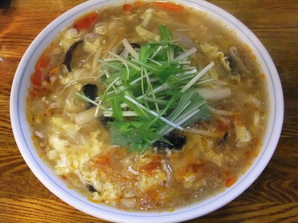 「酸辣湯麺（800円）」@東大楼の写真