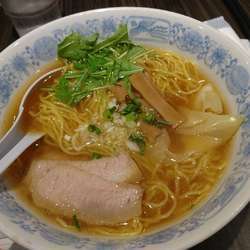 焼きあごラーメン　880円