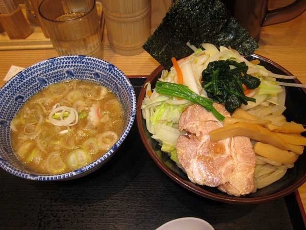 「野菜つけめん並　730円」@舎鈴 新橋西口店の写真