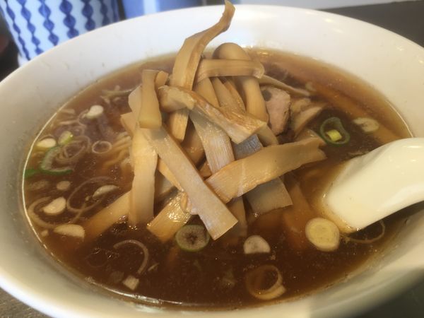 「ラーメン（小）メンマ」@ラーメン専門の店 大勝の写真
