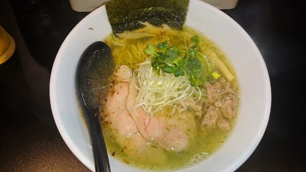 「青唐辛痛麺 激辛」@麺や 勝治の写真