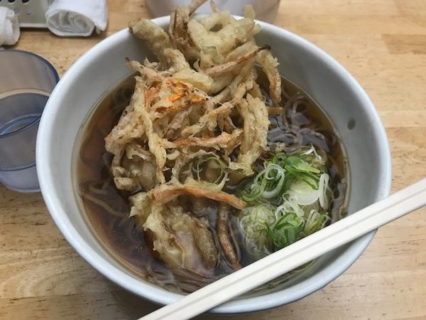 「かき揚げそば【370円】」@ベルハウスの写真