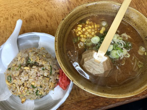「炒飯セット￥７５０　+　味噌ラーメンに変更￥５０」@めん喰い屋の写真