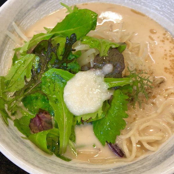 「塩麹KENJU＋餃子3個」@KENJUキッチンの写真