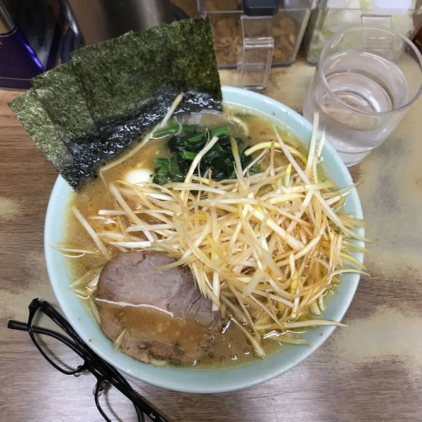 「ねぎラーメン 並」@ラーメン壱六家 磯子本店の写真