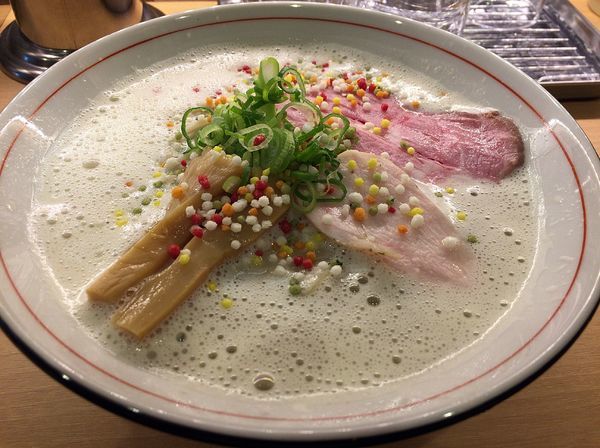 「濃厚鶏そば（800円）」@濃厚鶏そば 葵の写真