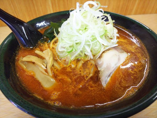 「鉄火麺」@味源 河辺店の写真