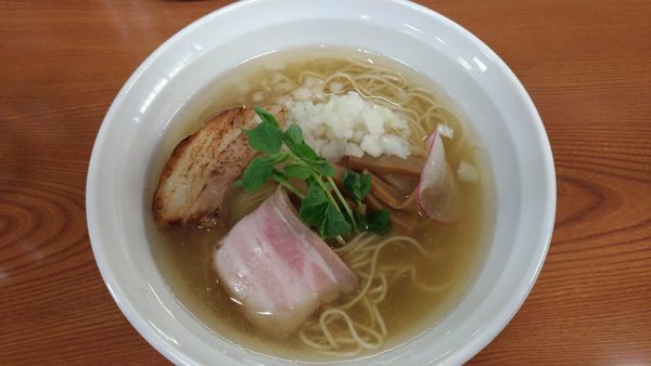 「煮干し中華そば（塩）」@麺匠 なか巌の写真