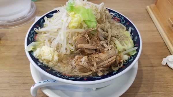 「ニボジロー　麺大盛　野菜増」@凌駕 IDÉAの写真