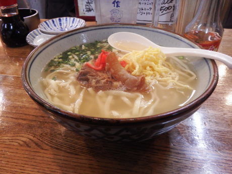 「沖縄ソーキそば」@豊年満作 朝霞台店の写真