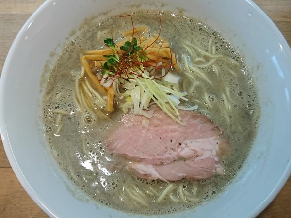 「ガツンと煮干そば ￥650」@三代目 麺屋 みちしるべの写真
