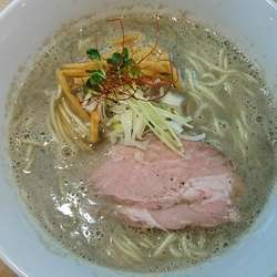 ガツンと煮干そば ￥650