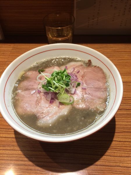 「濃厚煮干しそば 中盛り」@niboの写真