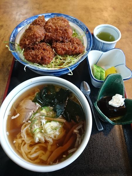 「ソースかつ丼セット 1100円」@雲楼の写真