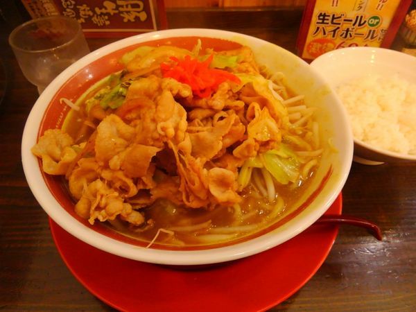 「【3月限定】焼肉パンチカレーヌードル(肉ダブル)」@ラッキー食堂まとや 千曲店の写真