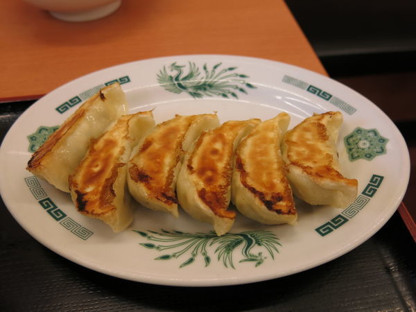 「餃子(6個):220円」@日高屋 八丁堀新大橋通店の写真