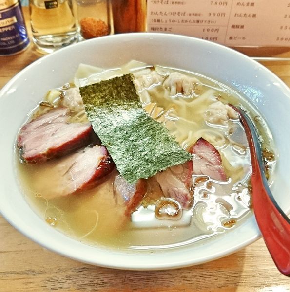 「わんたん焼豚そば(しお)」@支那そば なかじまの写真