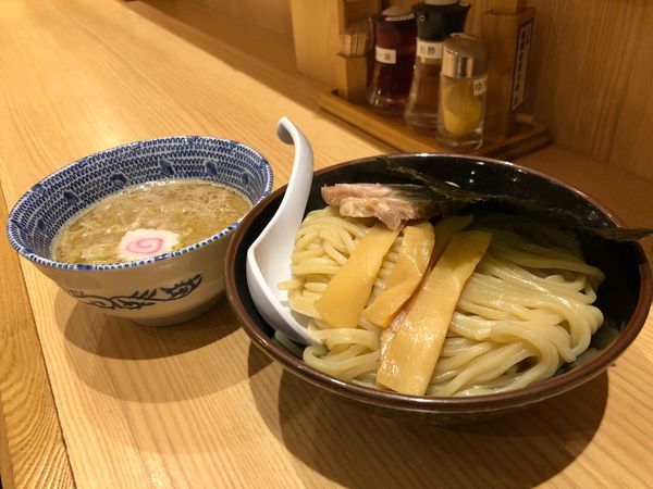 「つけ麺並盛り 熱盛り」@舎鈴 新宿西口店の写真