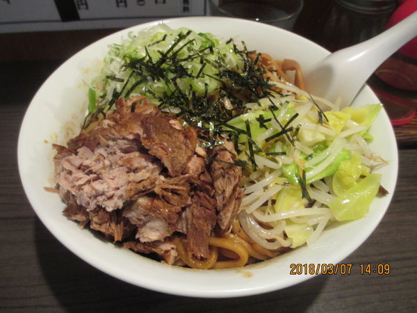 「油そば太麺(二玉)ネギ増し ¥750」@あまみ屋の写真