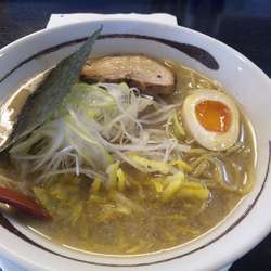 雷音ラーメン　柚子トッピング　820円