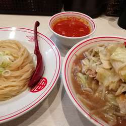 冷やし正油　野菜大盛(＋冷やし味噌スープ)