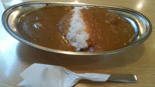 「ミックスカレー ポーク（甘口）&チキン（辛口） 680円」@スパイスの写真