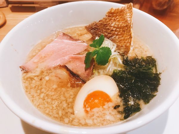 「鯛香る醤油らーめんCセット(鯛そぼろ茶漬)」@うまい麺には福来たる 西中島店の写真