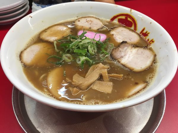 「特そば」@丸高中華そば 神戸二宮店の写真