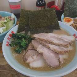 チャーシュー麺中盛り