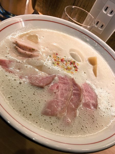 「濃厚鶏そば 特製(麺半分ネギ抜き)」@濃厚鶏そば 葵の写真