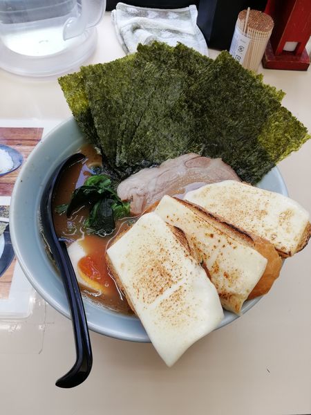 「ラーメン中」@横浜家系ラーメン田中の写真