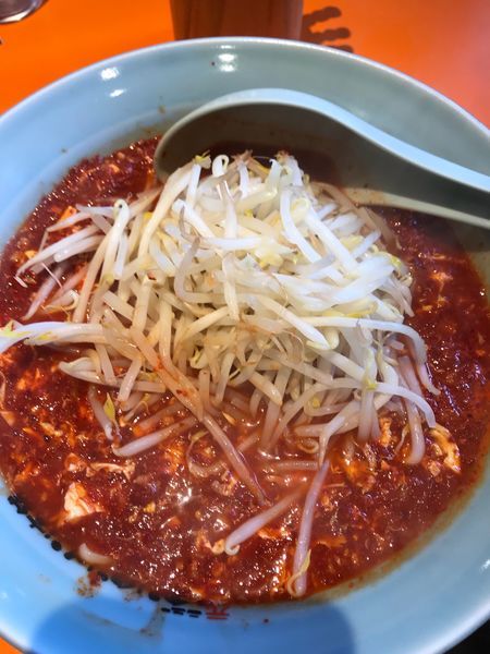 「もやし担々麺 めっちゃ辛  850円」@元祖ニュータンタンメン本舗 品川店の写真