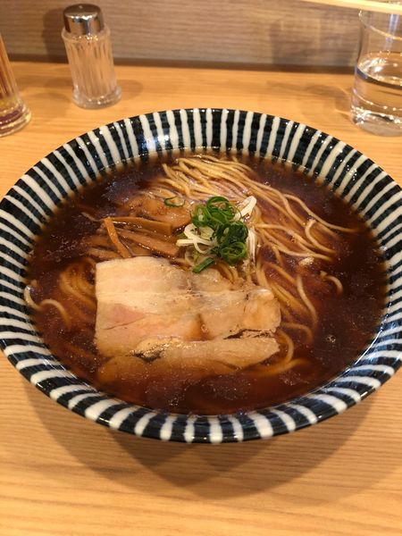 「醤油ラーメン(ラーメンパスで無料)」@さんしょの木の写真
