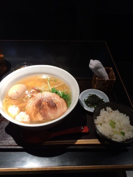 「銀笹白醤油ラーメン 半鯛飯」@麺処 銀笹の写真