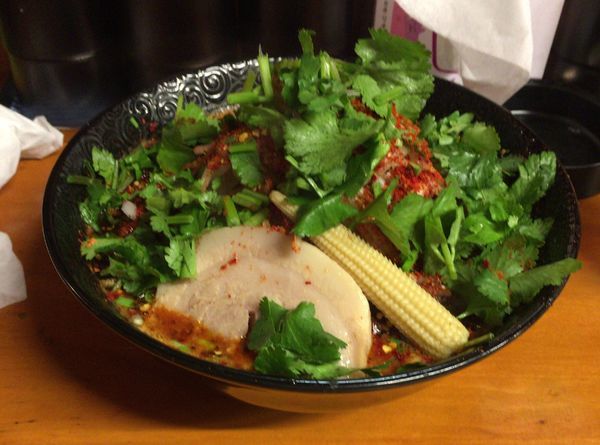 「蠍パクチー 辛さ痺れ増し増し モヤシ増し」@Japanese soba Noodles 蠍の写真