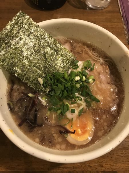 「醤油豚骨らーめん+替玉（¥820+¥130）」@豚骨らーめん いちご家の写真