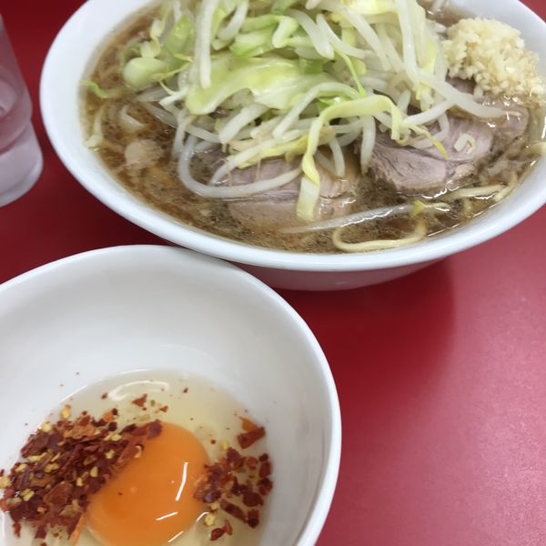 「半分　固め　脂ぬき（少なめ）　たまご　700＋50円」@ラーメン二郎 神田神保町店の写真