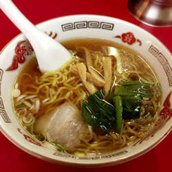 ラーメン(500円)