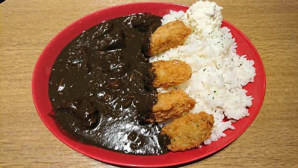 「（期間限定）カキフライカレー　８５０円　※」@肉食燻製バル ドン・ガブリエルの写真