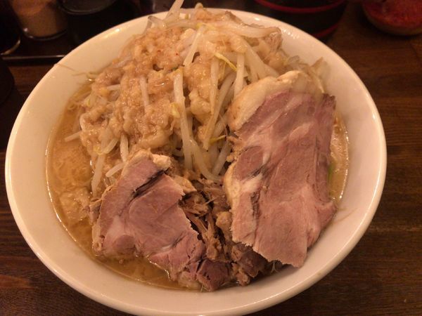 「ラーメン300g(野菜普通、油マシ)780円」@高木のぶぅの写真