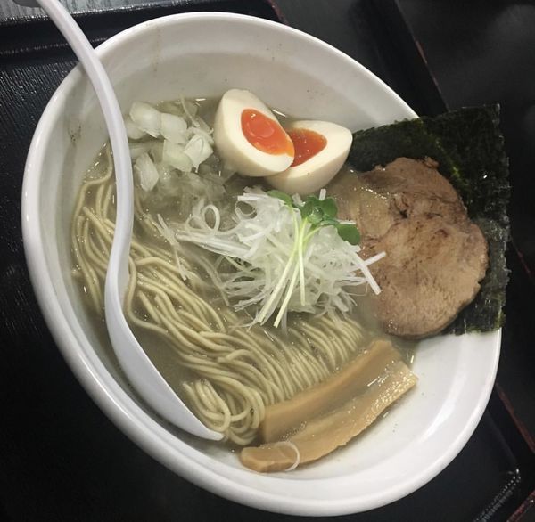 「らーめん 煮干し濃いめ」@煮干しらーめん専門店 麺屋 晴の写真